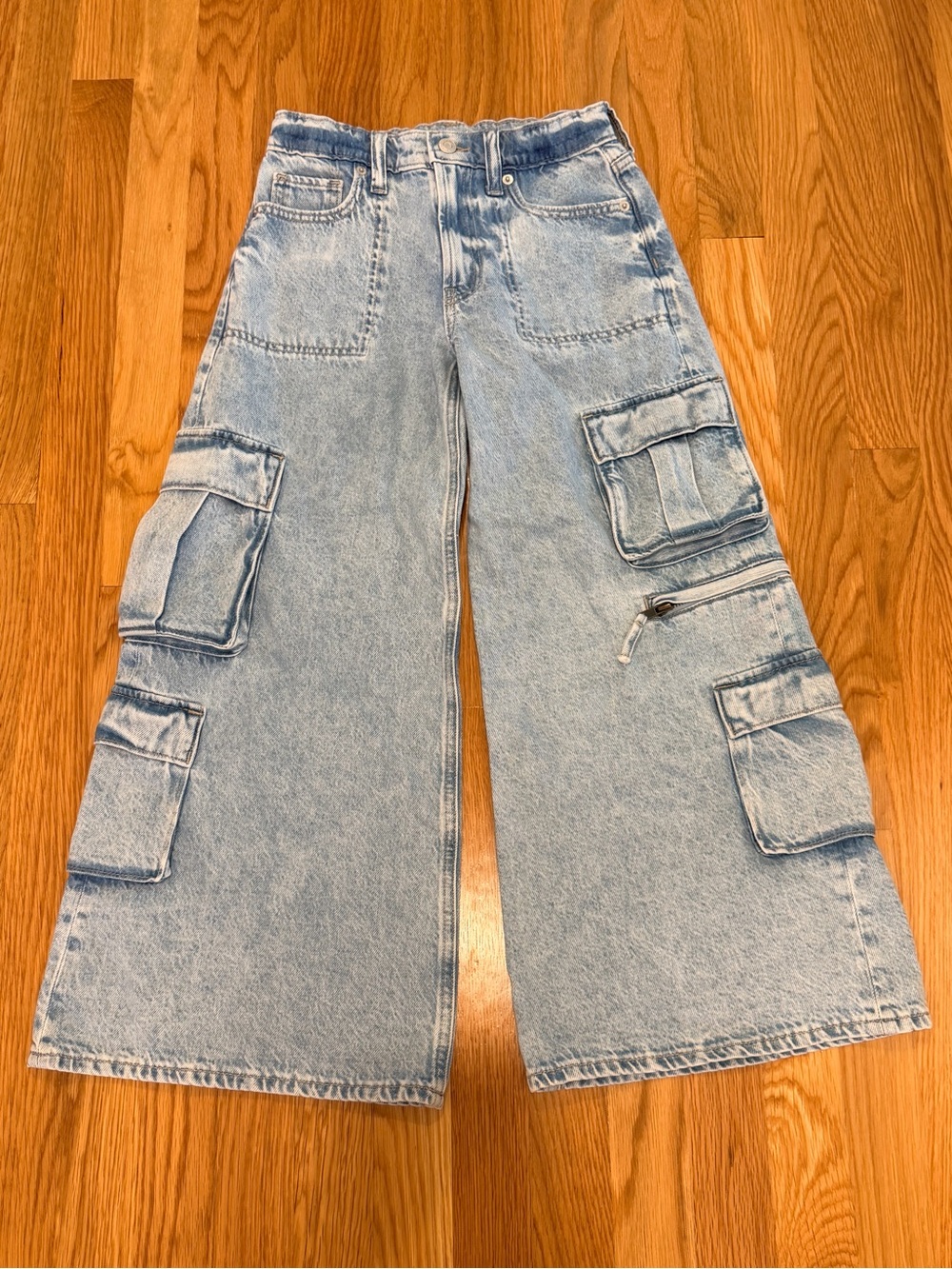 Gap kids Wide Leg Cargo Jeans in Light Blue Denim - Size 10